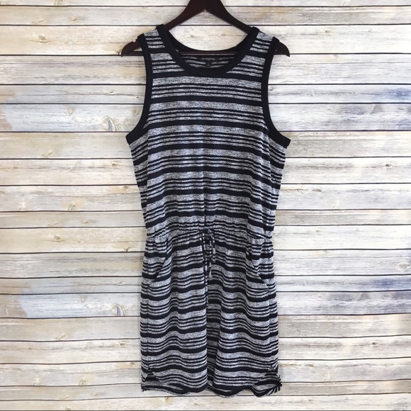Banana Republic Dresses & Skirts - Banana Republic Striped Drawstring Dress